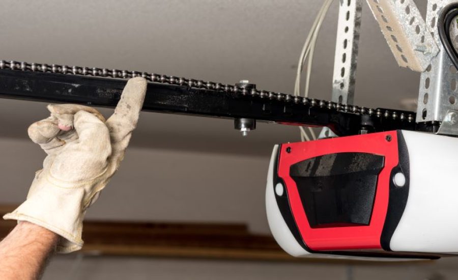 Getting Your Garage Door Ready for the Holidays in Las Vegas with a Maintenance Plan